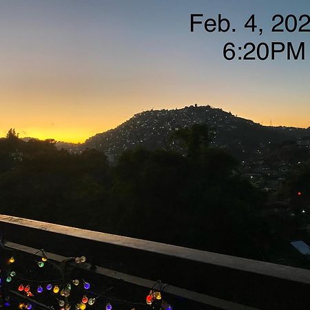 Courtyards Peak-Corner Pinestay - At Goshenland Baguio باغيو المظهر الخارجي الصورة