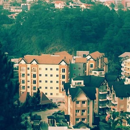 Courtyards Peak-Corner Pinestay - At Goshenland Baguio باغيو المظهر الخارجي الصورة